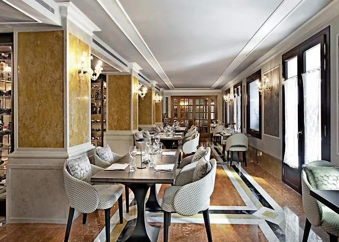 バリオーニ ルナ ザ リーディング ホテルズ オブ ザ ワールド ホテル 5*