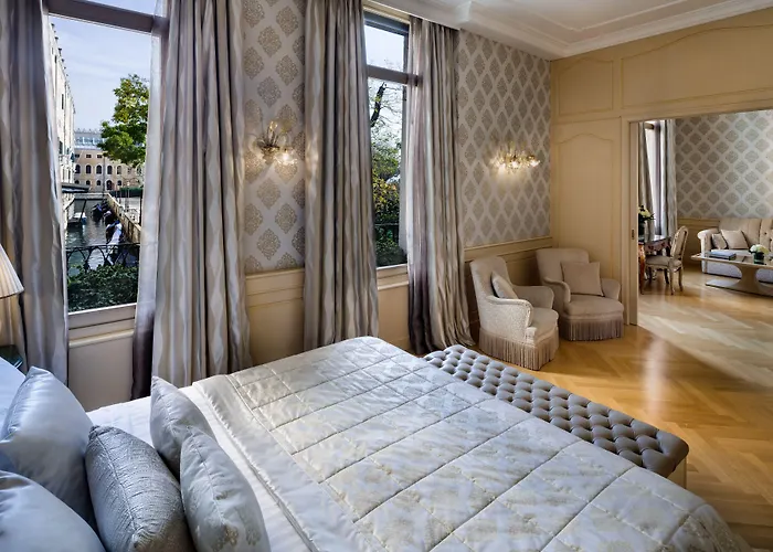 バリオーニ ルナ ザ リーディング ホテルズ オブ ザ ワールド 5*