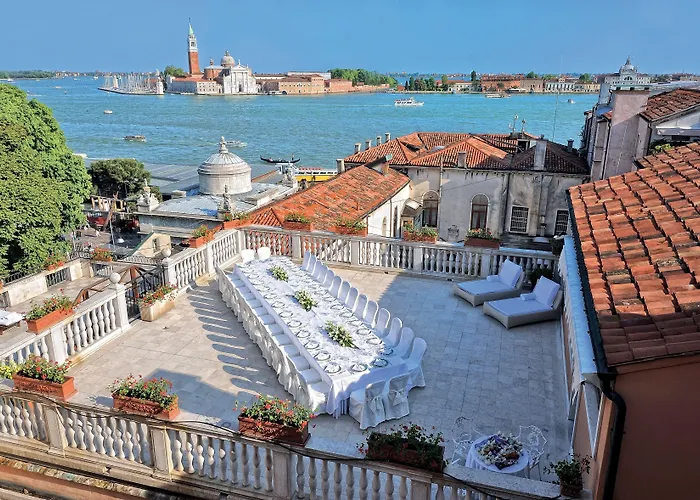 バリオーニ ルナ ザ リーディング ホテルズ オブ ザ ワールド