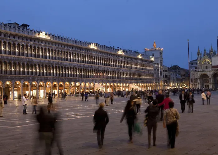 バリオーニ ルナ ザ リーディング ホテルズ オブ ザ ワールド 5*