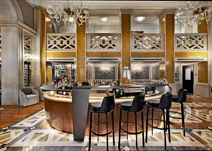 バリオーニ ルナ ザ リーディング ホテルズ オブ ザ ワールド 5*