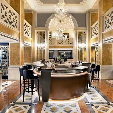 バリオーニ ルナ ザ リーディング ホテルズ オブ ザ ワールド ホテル 5*